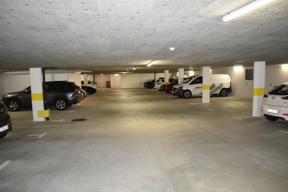 Appartamento attraente di 4,5 locali con vista parziale sul lago di Hallwil – foto 10 di 12