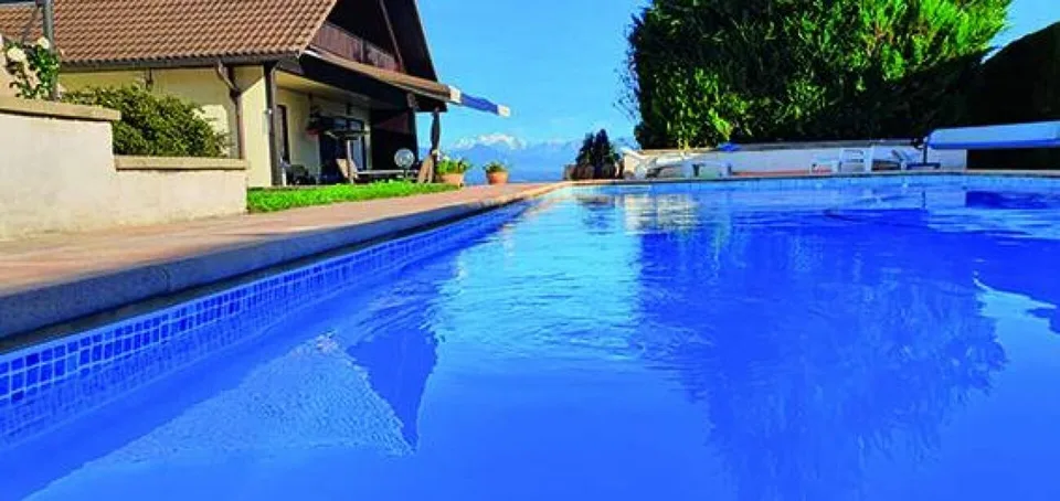 Villa indipendente di 9 locali a Sauverny
