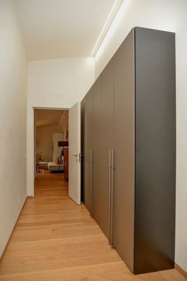 FANTASTIQUE APPARTEMENT DE 3.5 PIÈCES - AVEC UNE VUE SPLENDIDE SUR LE LAC DE LUGANO – photo 11 sur 13