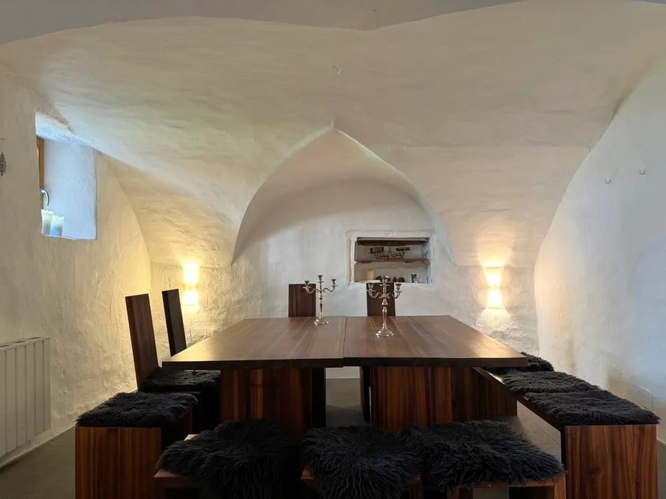 Sogno di casa in Engadina con storia, charme e grande potenziale