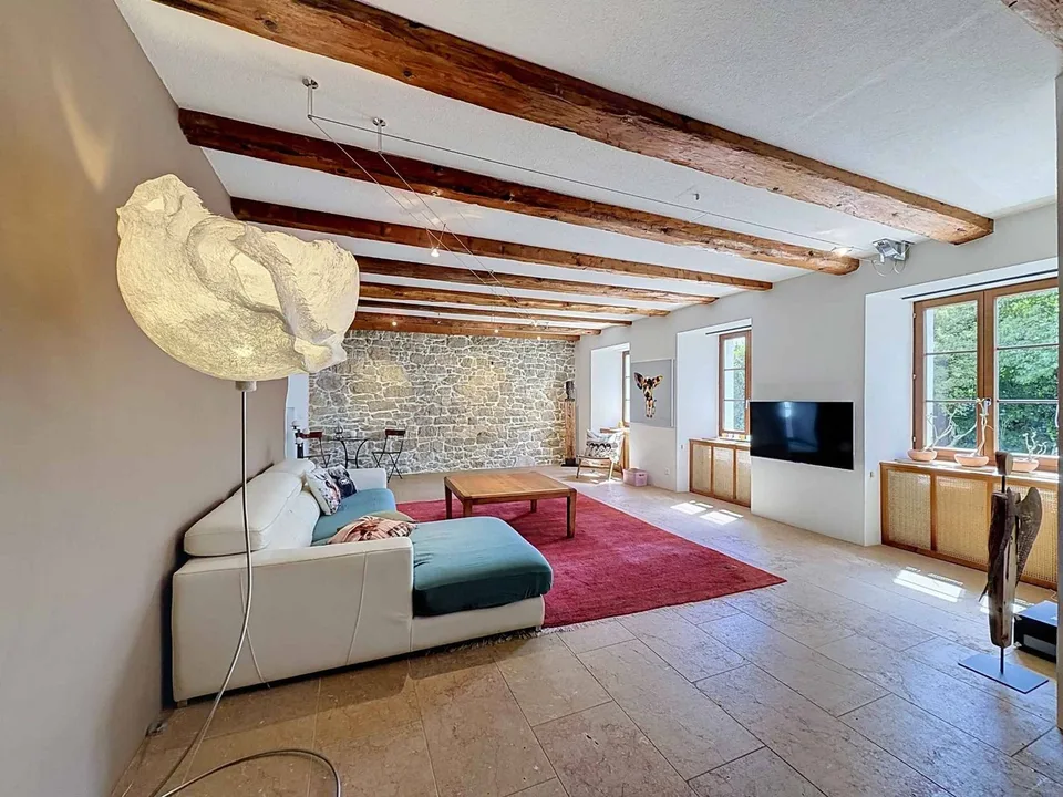 Une adresse historique au coeur de Lignières