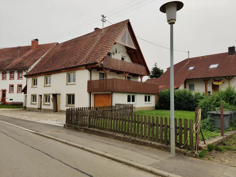 Hüfingen - Sumpfohren - Schönes Einfamilienhaus mit Einliegerwohnung