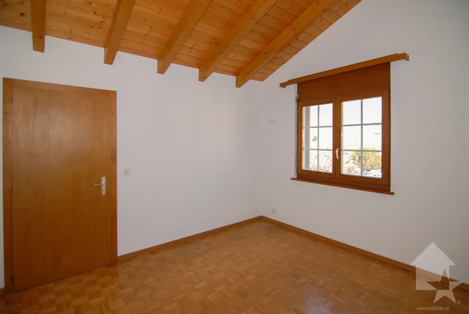 Spacieux appartement en duplex aux Bains de Saillon – photo 6 sur 13