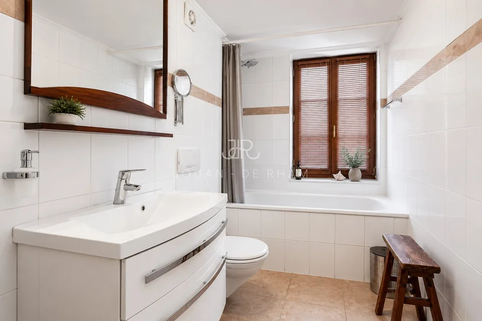 Beautiful character house in the heart of Veyrier village – photo 11 of 13