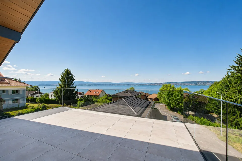 Attico eccezionale con vista panoramica sul Lago di Ginevra
