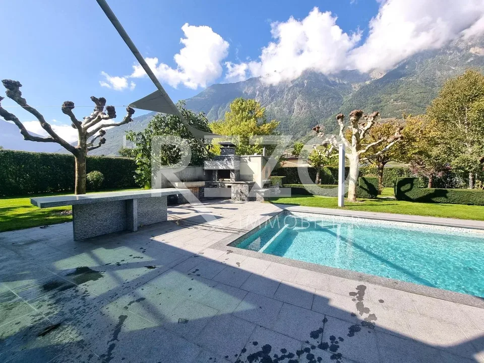Architekturvilla mit Swimmingpool und Sauna - Vollständig – Foto 11 von 19