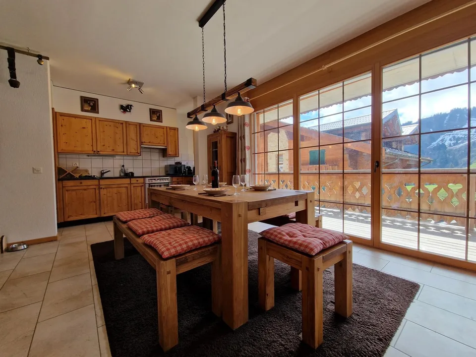 Magnificent ski-in/ski-out apartment in the heart of Les Crosets, Portes du Soleil