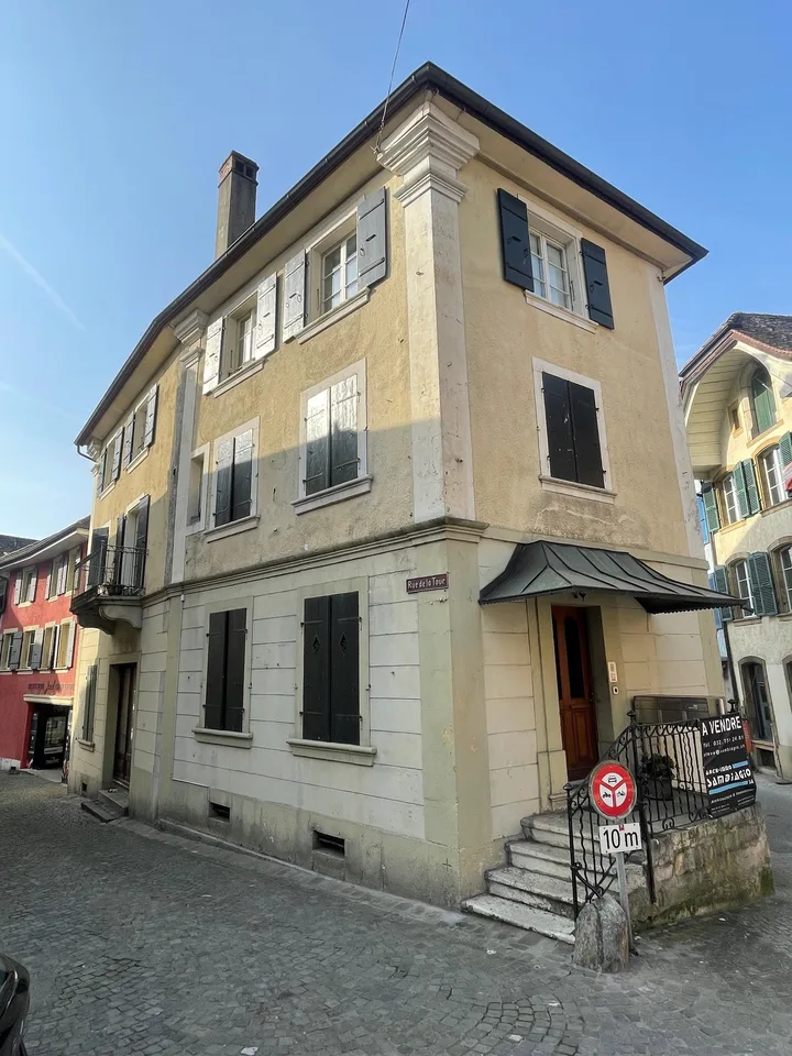 Riduzione del prezzo - Casa unica con 3 appartamenti a La Neuveville – foto 9 di 10