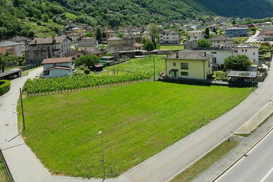Nuovo terreno pianeggiante