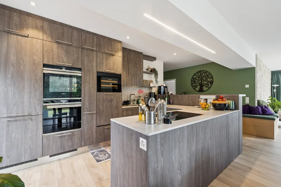 4,5 Zimmer mit Terrasse und Garten