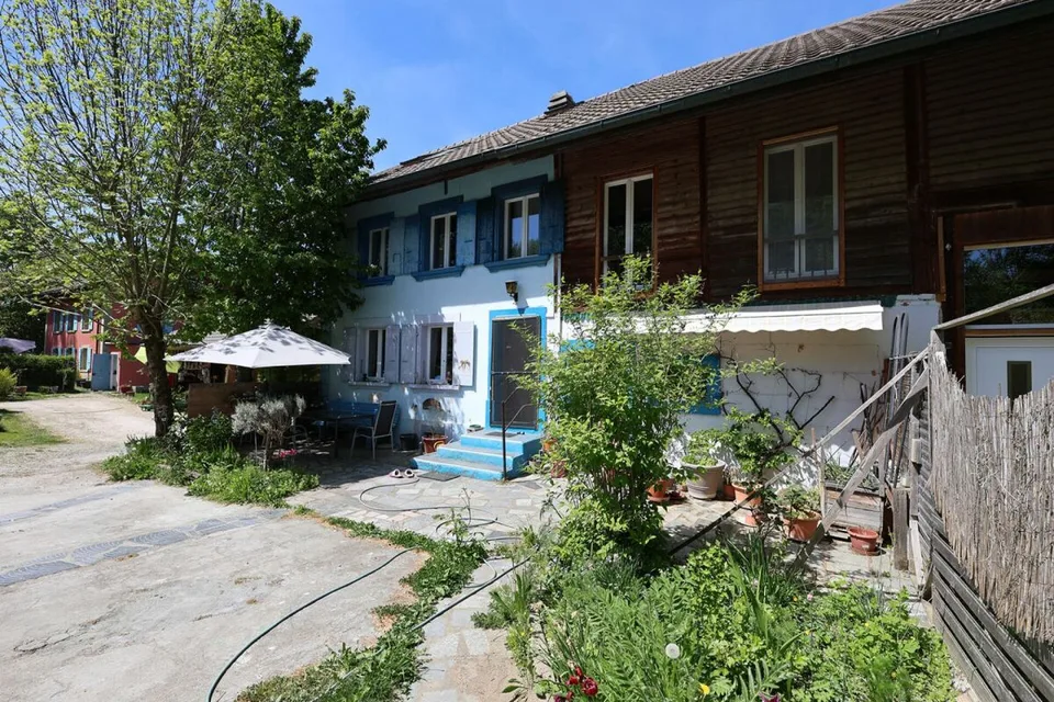 In esclusiva - Casa affascinante di 7.5 locali con un terreno di 2'000 m2