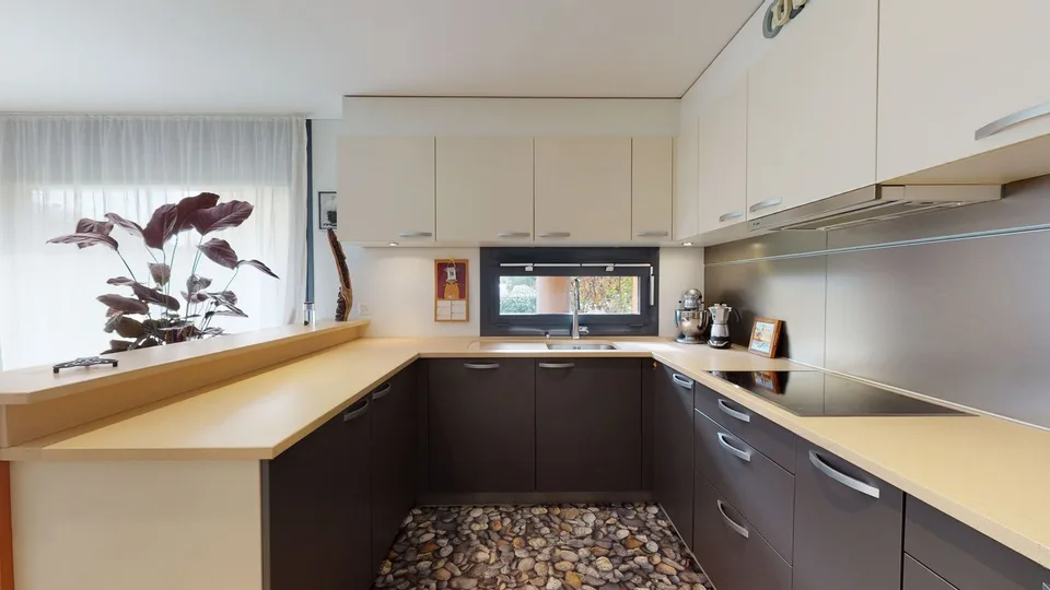 4.5-Zimmer-Gartenwohnung in ruhiger Privatstrasse – Zentrale Lage in Minusio – Zweitwohnsitz