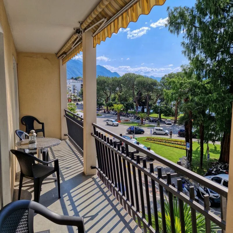 ZWEITE WOHNSITZ - 3 ½ Zimmer mit Balkon, direkt am Promenade