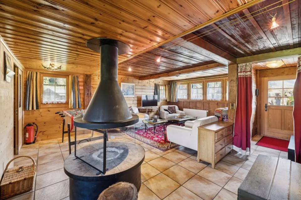Chalet de deux appartements au charme authentique