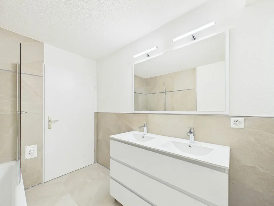 Vollständig renovierte 4,5-Zimmer-Wohnung in Alle – Foto 25 von 26