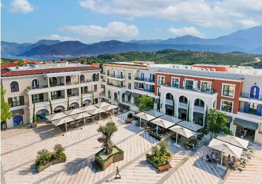 MONTENEGRO - PRÄCHTIGES LUXUSAPARTMENT IN LUSTICA BAY AN DER SÜDKÜSTE DER ADRIATIK
