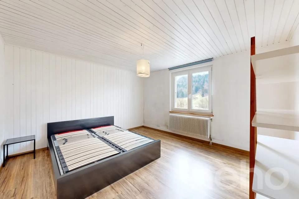 Schönes Haus in St-Ursanne ? 3 unabhängige Wohnungen