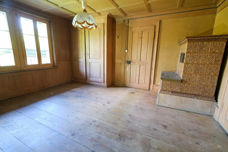 Farmhouse with 2 apartments on 3'935 m2 – photo 6 of 20