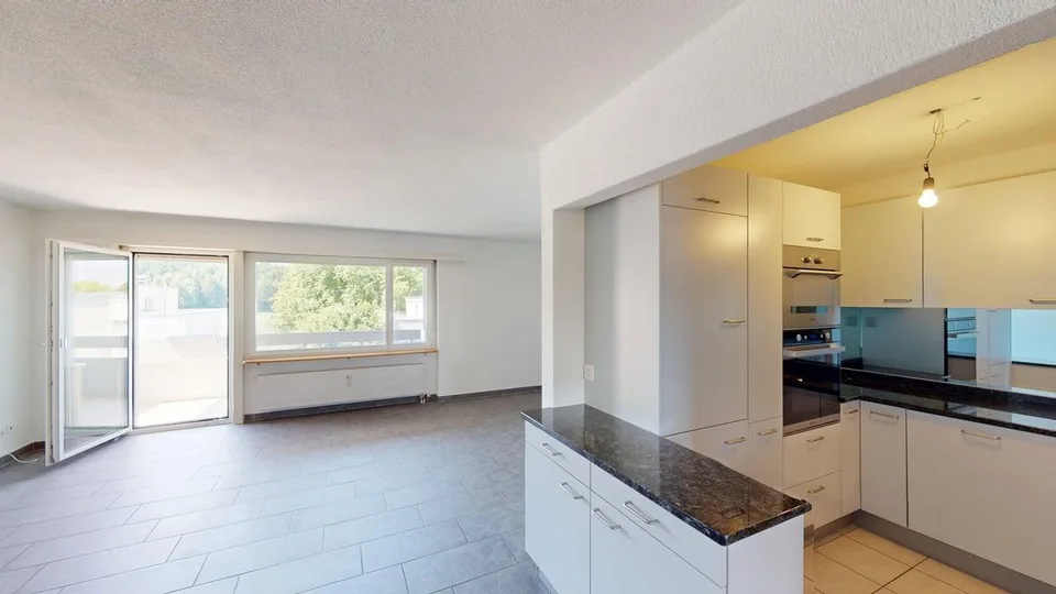 Gepflegte, praktische 3.5-Zimmer - Wohnung inkl. Einstellhallenplatz