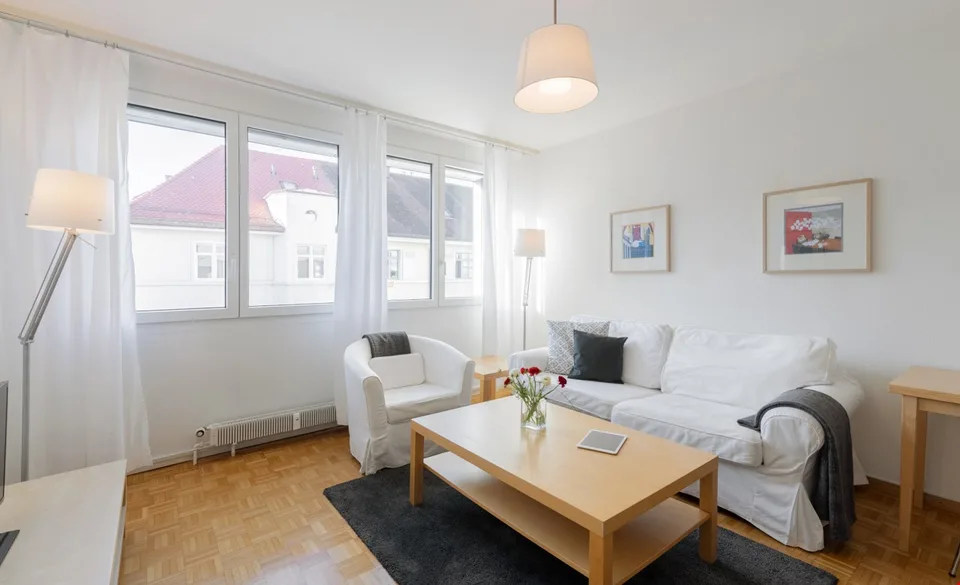 2-room apartment in St. Johann - near Rhine & UKBB