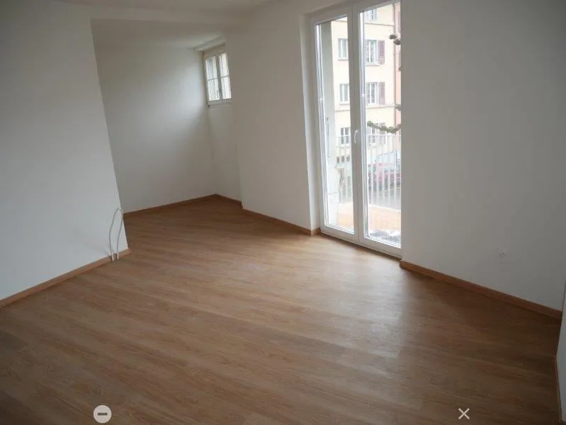 Appartamento luminoso 2.5 locali con balcone a Biel/Bienne