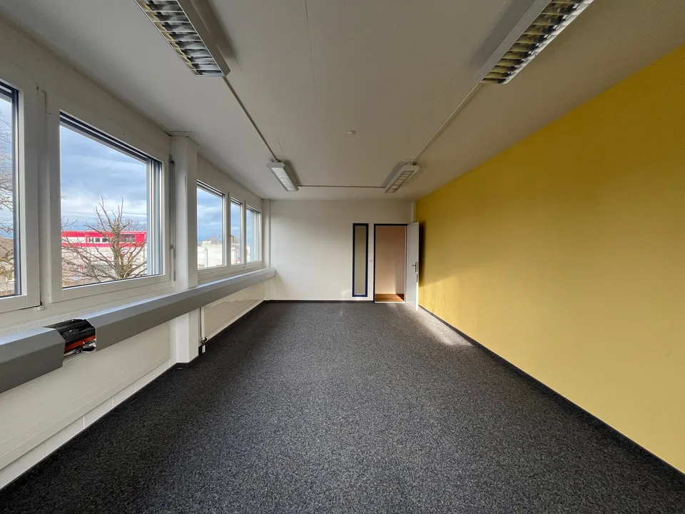 Uffici in affitto al 3° piano di una proprietà commerciale – foto 11 di 30