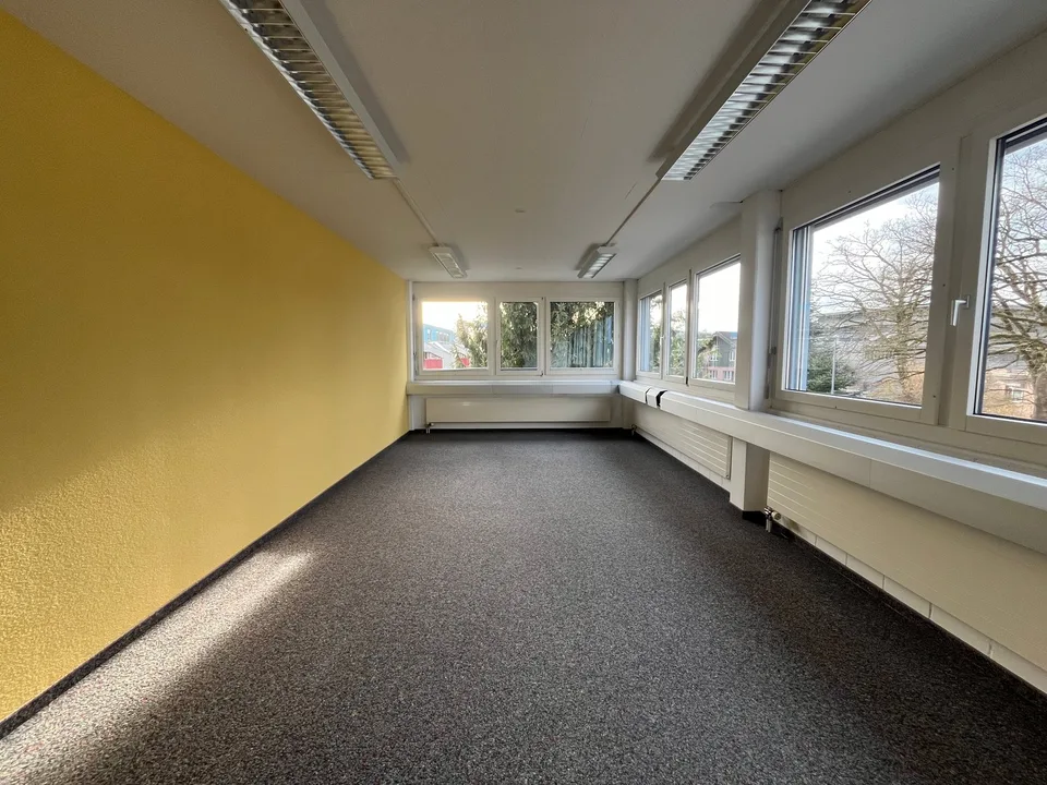 Uffici in affitto al 3° piano di una proprietà commerciale – foto 9 di 30
