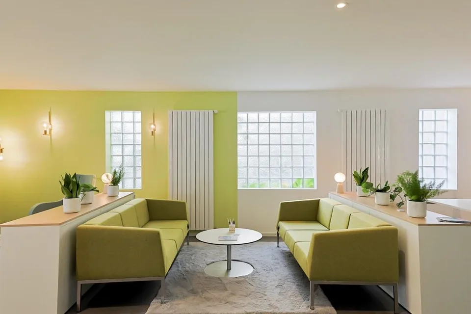 Opportunité exceptionnelle de location de bureaux avec vitrines à Montreux !