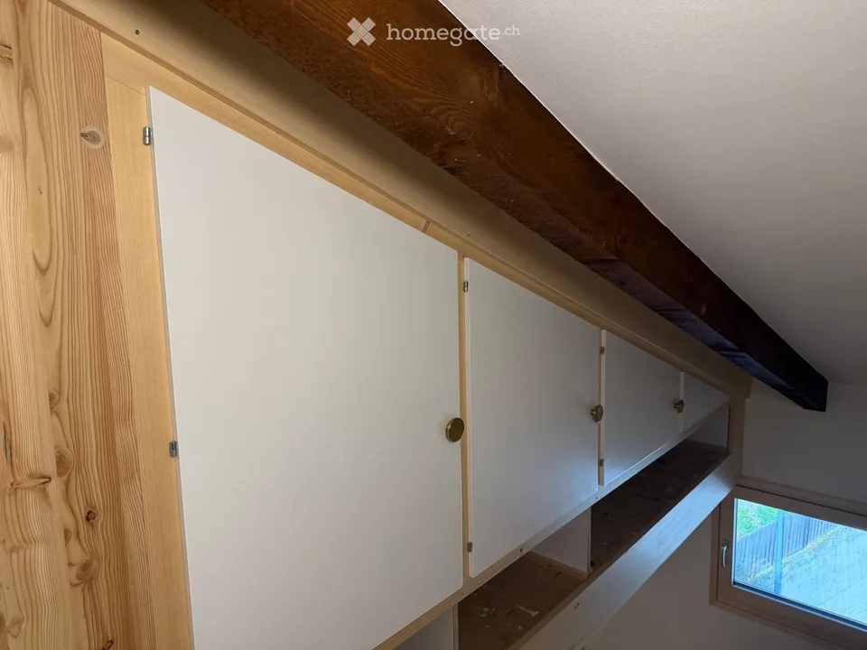 Charmant appartement de 2,5 pièces à Ausserbinn – fraîchement rénové