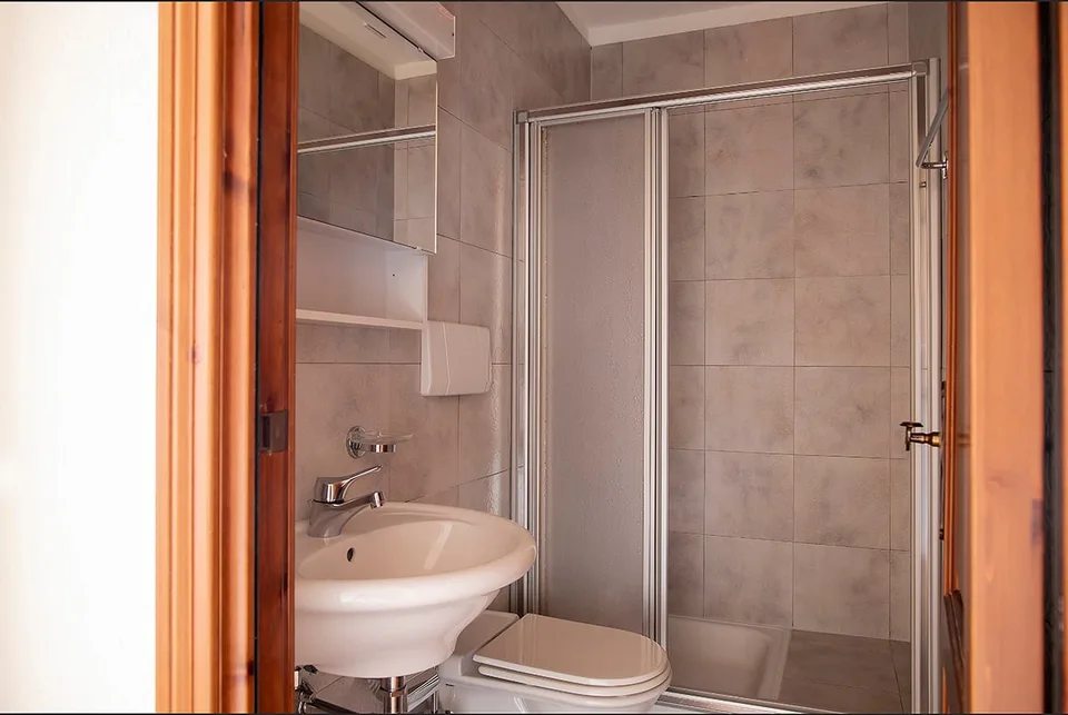 Rovello Residence - Splendid 3.5 rooms with lake view