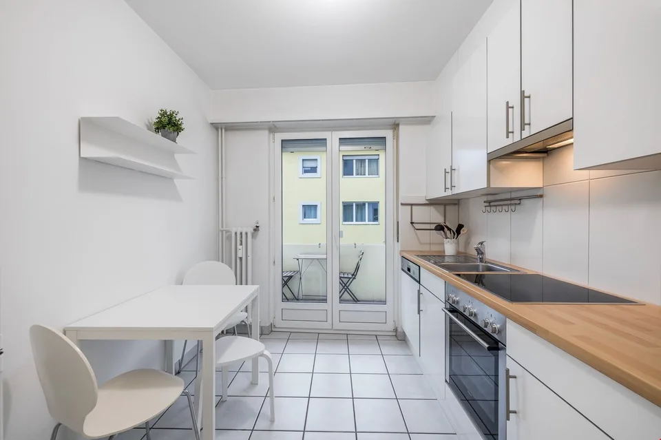 Light 2-room flat near Schützenmatt Park