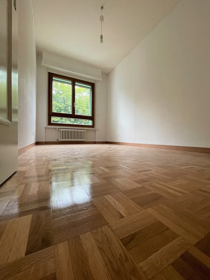 Prachtvolle 6-Zimmer-Wohnung mit Panoramablick auf den See