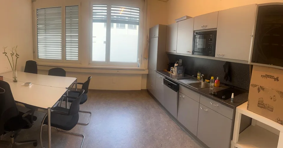 Gut erschlossene Bürofläche – Foto 9 von 10