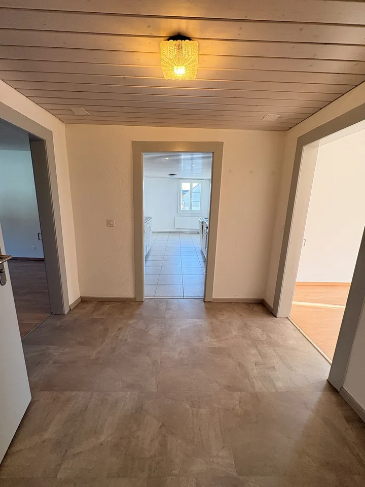 Bel appartement spacieux de 4,5 pièces au 2e étage à louer