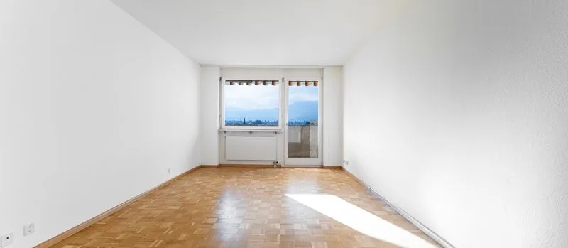 Apartment with Fireplace