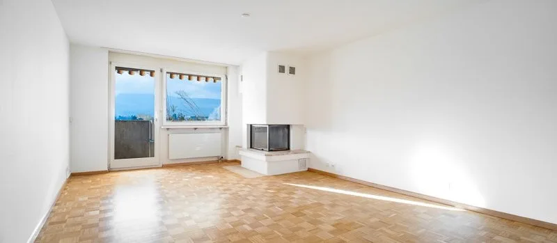 Apartment with Fireplace