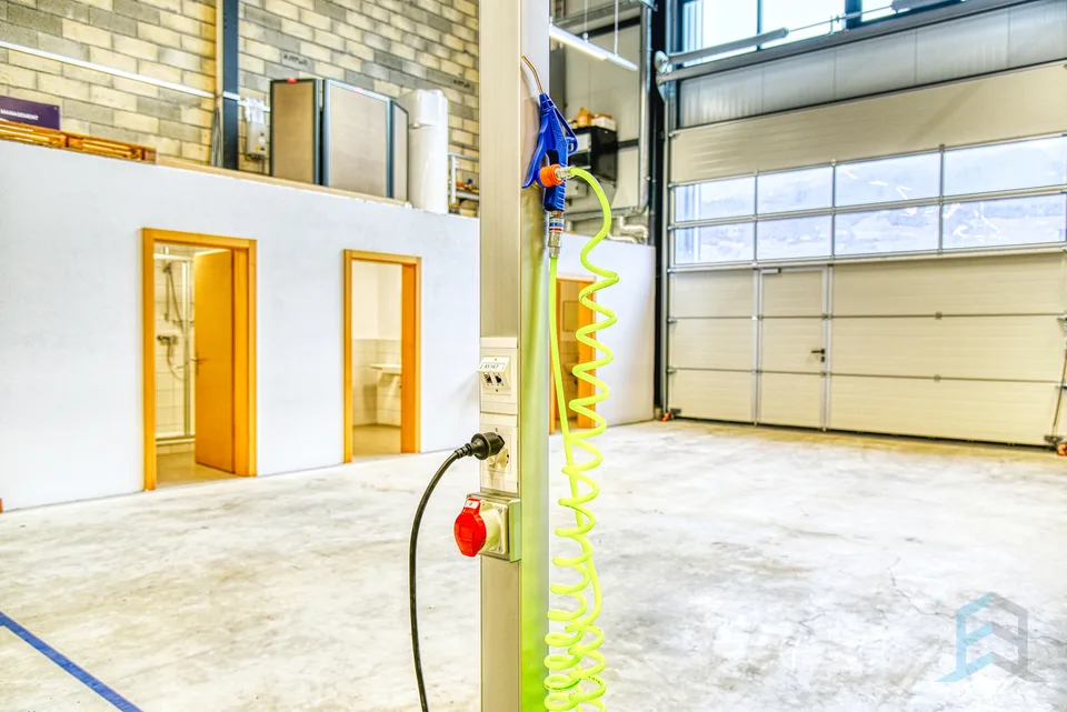 A LOUER Halle industrielle aménagée et moderne à Daval (Sierre) – Foto 6 von 13