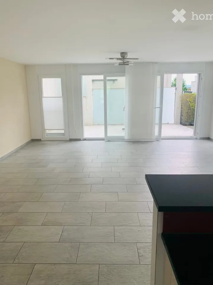 Schönes Doppeleinfamilienhaus - 5 1/2 Zimmer