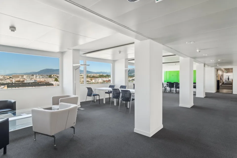 Büroflächen ab 358 m² pro Etage – Foto 11 von 13