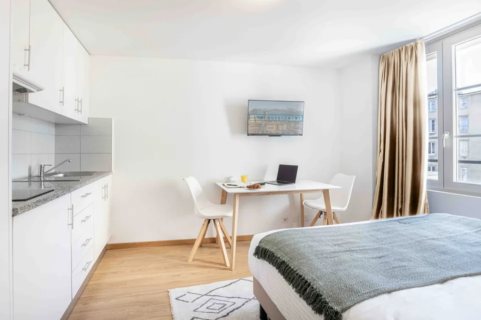 ✨ Studio Möbliert und Renoviert zur Miete – Rue Saint-Laurent 33/35, Lausanne ✨