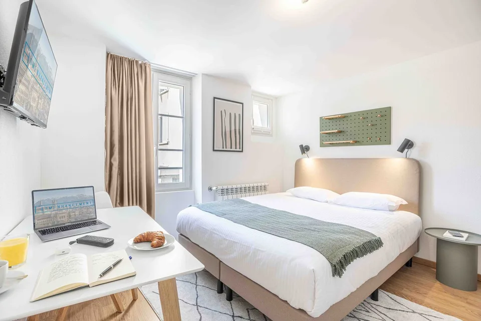 ✨ Studio Meublé et Rénové à Louer – Rue Saint-Laurent 33/35, Lausanne ✨