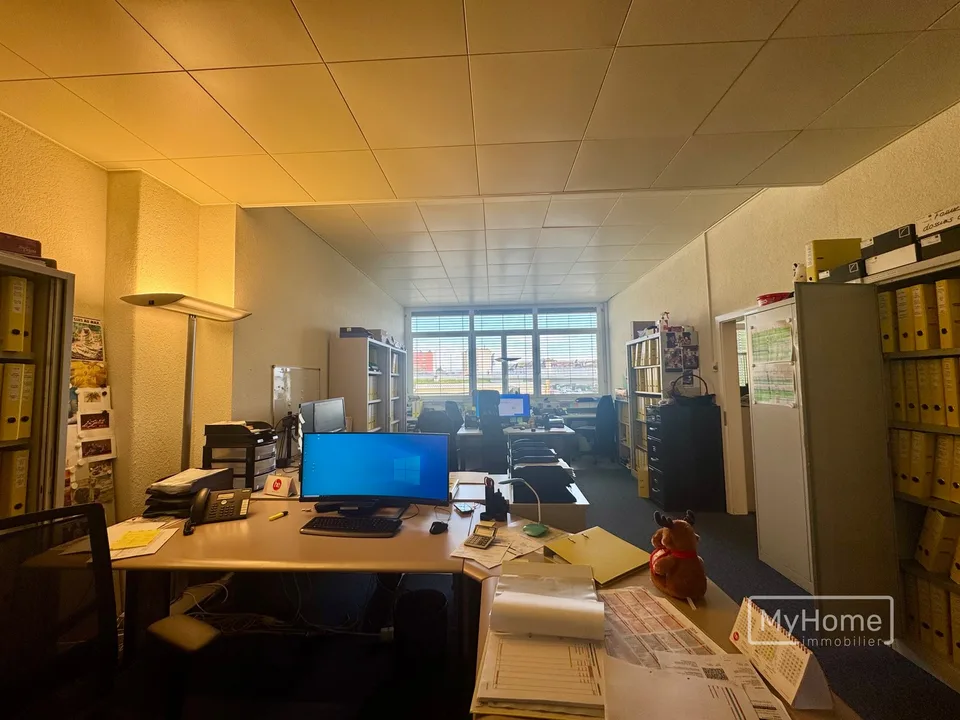 Surface de bureaux de 345 m2 à louer