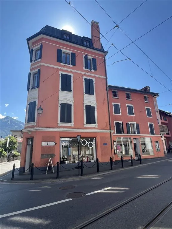 Arcade,45