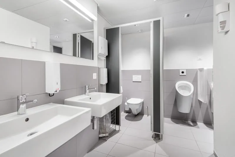 Ristrutturato, certificato, flessibile – spazio ufficio in costruzione grezza (1.090 m²) a prezzi ragionevoli