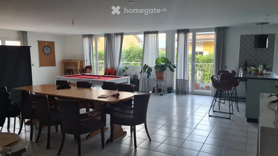 Chambre spacieuse en colocation à Villeneuve