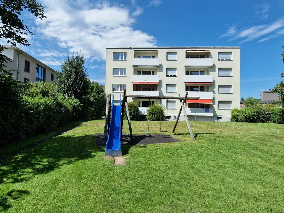 Charmante 3.5-Zimmer-Altbauwohnung mit Balkon in Sulgen – ab September 2026 verfügbar