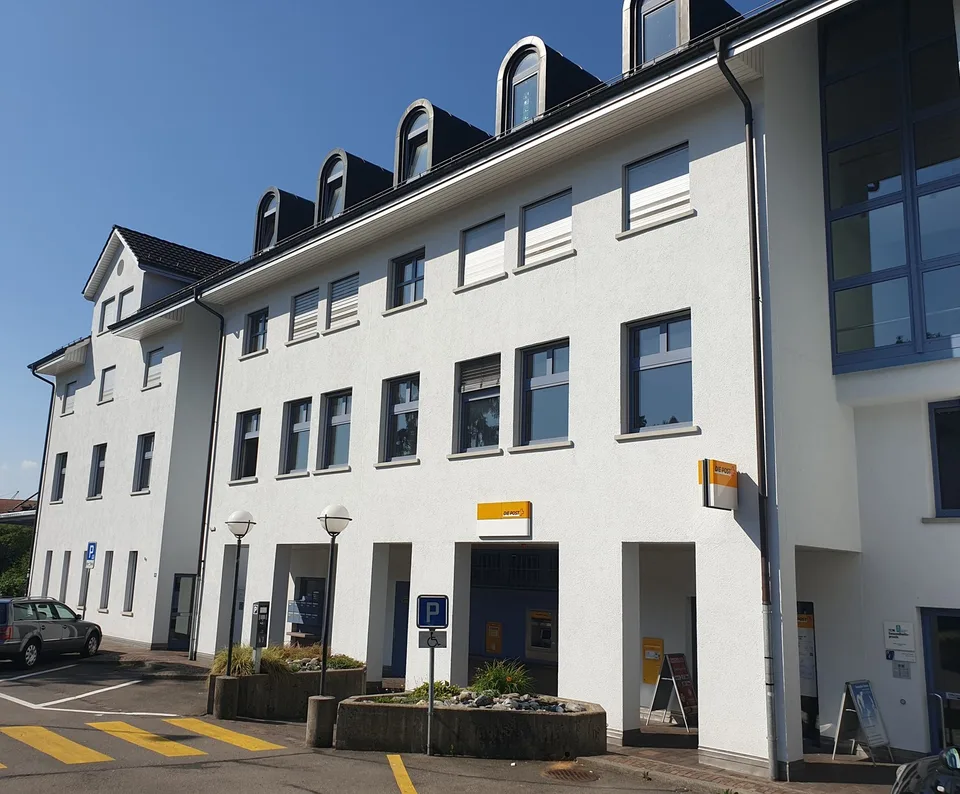Flexible Büro- oder Praxisfläche an zentraler Lage in Rüti ZH!