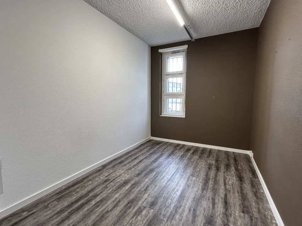 Flexible Büro- oder Praxisfläche an zentraler Lage in Rüti ZH! – Foto 6 von 9