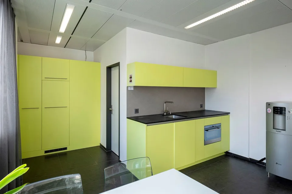 In una posizione perfetta per ufficio / studio o atelier – foto 11 di 13