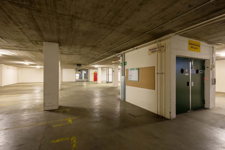 Diversi spazi di stoccaggio in affitto da 150m2 a 2200m2